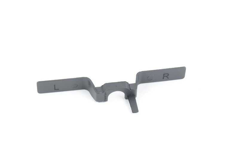 Channel protector OEM 82792180695 for BMW F10, F10N. Original BMW piece. Ideal for roof bar assembly without damaging the body.