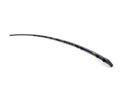 Moldura del techo izquierda imprimada OEM 51137410313 para BMW Serie 7 G12 (modelos 725Ld, 730Ld, 730Ld xDrive). Original BMW.