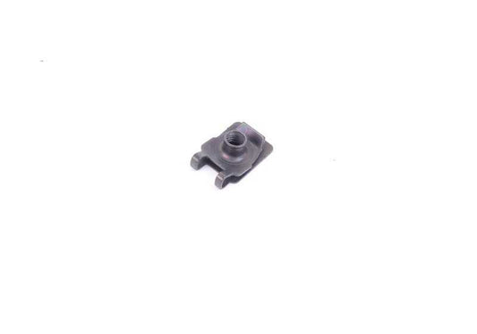 Clip tuerca OEM 11127565497 para BMW Serie 1 E81, E82, E87 (125i, 130i) con motor N52K. Compatible con versiones manuales y automáticas. Original BMW.