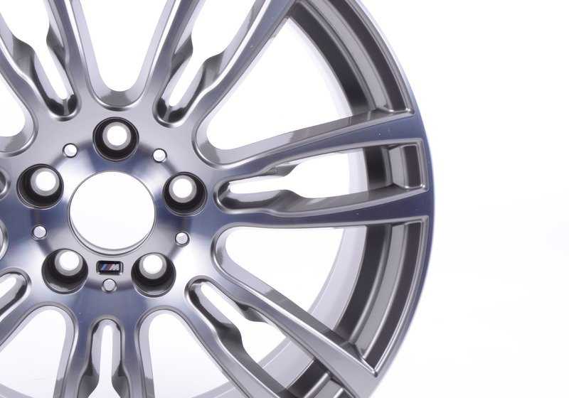 Piene in lega M Star 403M OEM 36117850020 per BMW F30, F31, F32, F33, F36. BMW originale.