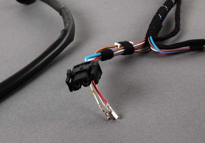 Kit reparación cableado portón trasero OEM 61128391788 para BMW E36. Original BMW.