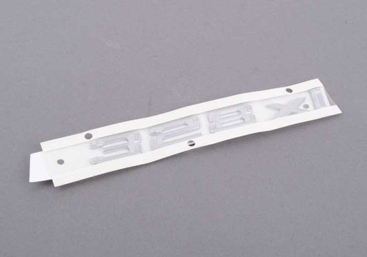 Emblema trasero adhesivo OEM 51147183156 para BMW E91. Recambio original BMW.