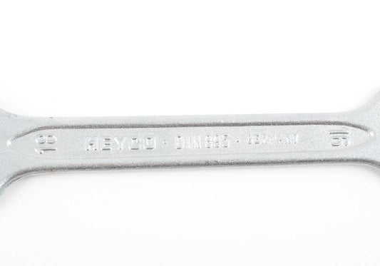Chave dupla fixa 16-18 mm OEM 71111180812 para BMW E36. Ferramenta original incluída no kit de ferramentas ON -Board. BMW original.