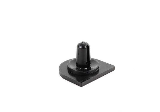Tuerca de inserción OEM 51131961243 para BMW E30, E34, E39, E38, E65, E66, E31. Pieza original BMW para fijación de elementos en maletero y carrocería.