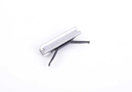 Clip de sujeción OEM 51137232420 para BMW F01, F02, F04, F25, F26. Compatible con molduras del techo y componentes del acristalamiento. Original BMW.