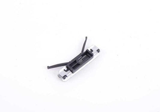 Clip de sujeción OEM 51137232420 para BMW F01, F02, F04, F25, F26. Compatible con molduras del techo y componentes del acristalamiento. Original BMW.