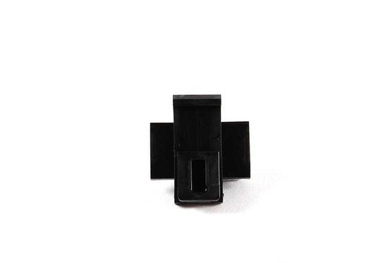 Clip Connector Housing per BMW E82, E88 Series 3 E90, E92, E93 Series 5 F11, F18 (OEM 11727557906). BMW originale