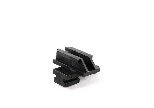 Clip Connector Housing per BMW E82, E88 Series 3 E90, E92, E93 Series 5 F11, F18 (OEM 11727557906). BMW originale