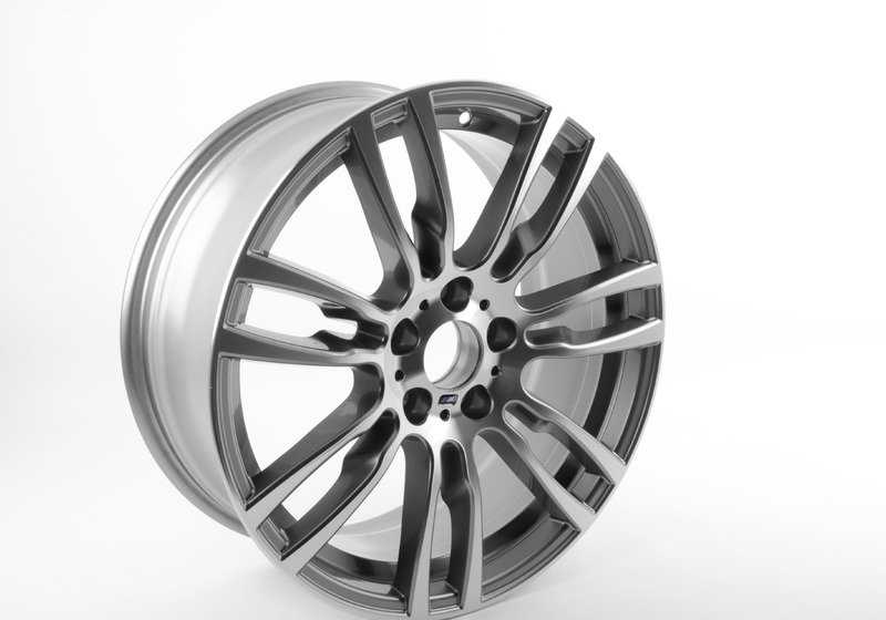 Piene in lega M Star 403M OEM 36117850020 per BMW F30, F31, F32, F33, F36. BMW originale.