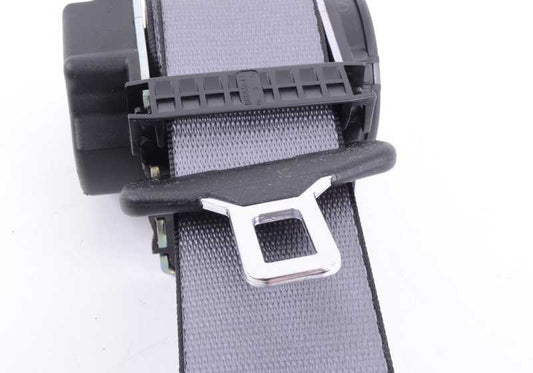 Cinturón trasero con seguro infantil OEM 72118198484 para BMW E39. Pieza original BMW.