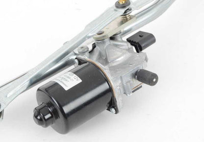 Wiper motor and mechanism OEM 61617192969 for BMW Z4 (E85, E86). Original BMW.