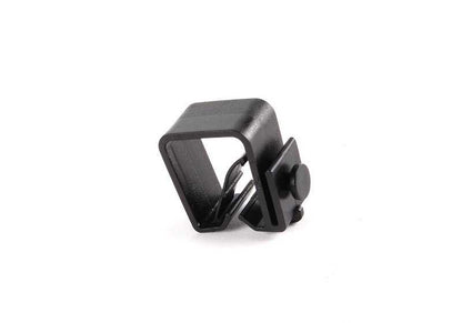 Clip sujeta cables OEM 61102492990 para BMW E36, E46, Z3. Compatible con modelos como M3 E46 y Z3 1.8/1.9. Pieza original BMW. Ideal para sujetar cables en el compartimento del motor u otras zonas.