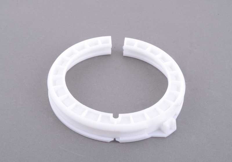 Spannungsring für BMW E82, E88, E90, E92, E93, E70, E70N, F15, F85, E71, E72, F16, F86 (OEM 16117162168). Original BMW