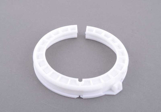 Spannungsring für BMW E82, E88, E90, E92, E93, E70, E70N, F15, F85, E71, E72, F16, F86 (OEM 16117162168). Original BMW