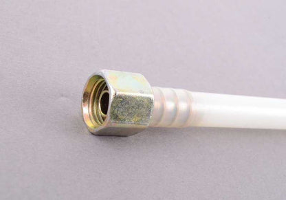 Tubo de combustível OEM 13531285712 para BMW E28. BMW original.