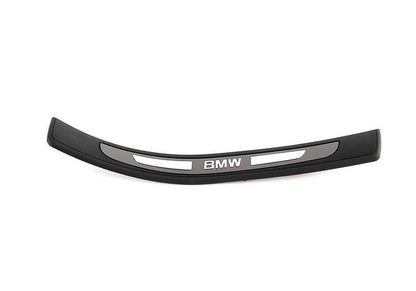 Embellecedor entrada trasera derecha (color plata oscuro) OEM 51477051874 para BMW E65. Original BMW.