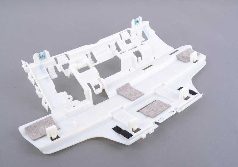 Refuerzo paragolpes trasero inferior OEM 51128054289 para BMW F82, F82N, F83, F83N. Original BMW.
