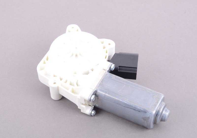 Motor elevalunas OEM 67626972343 para BMW E60, E61, E63, E64. Original BMW.