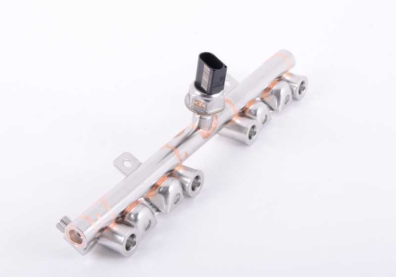 Einspritzrohr für Mini R55N, R56N, R57N, R58, R59, R60 (OEM 13537592426). Original Mini