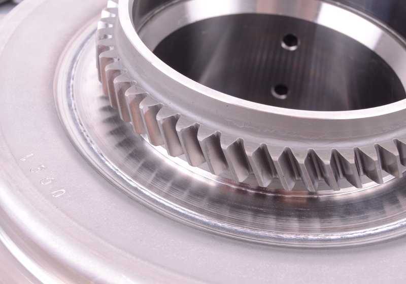 Embreagem dupla para BMW E82, E88, F87, E90, E92, E93, F80, F82, F10, F06, F12, E89 (OEM 28407842841). BMW original
