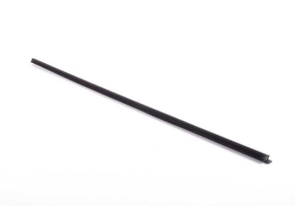 Tapón embellecedor exterior puerta delantera izquierda OEM 51337164937 para BMW E81, E82, E88. Color negro mate. Original BMW.
