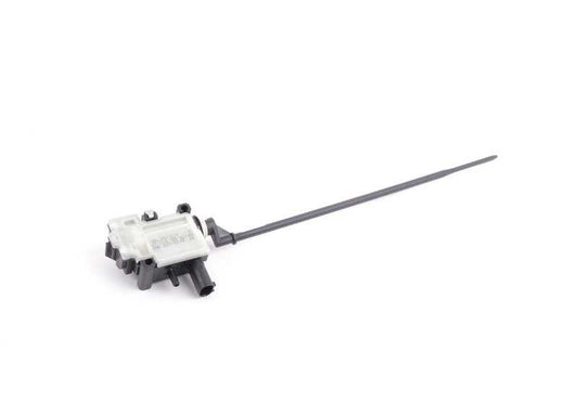 Attuatore del coperchio di riempimento per BMW E70 (OEM 67116985882). BMW originale.