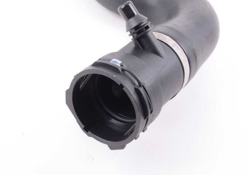Manguera refrigerante OEM 17127646150 para BMW F25, F26. Repuesto original BMW.