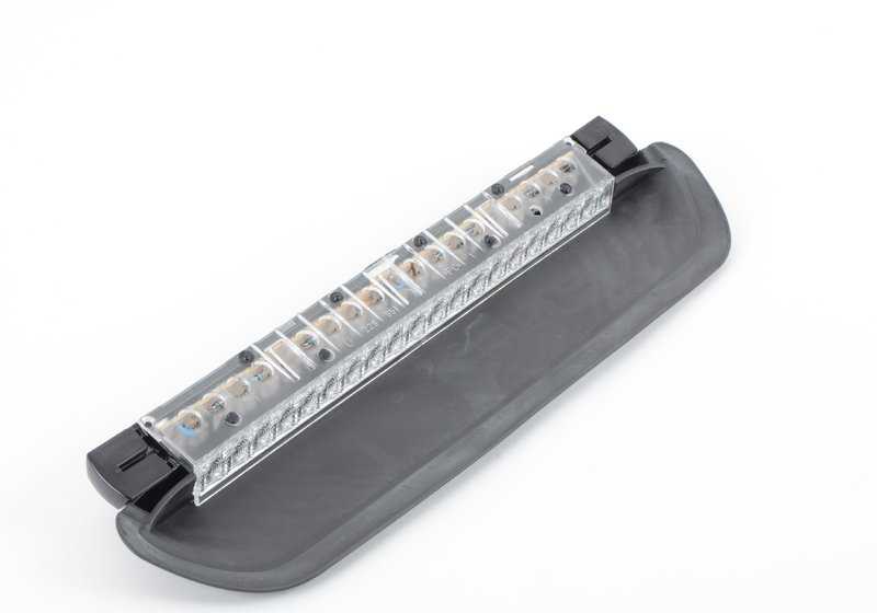 Luz de freno tercera OEM 63257145660 para BMW E60 (todos los modelos 520Li, 520d con motor N46T, M47S) 2005-2010. Original BMW.