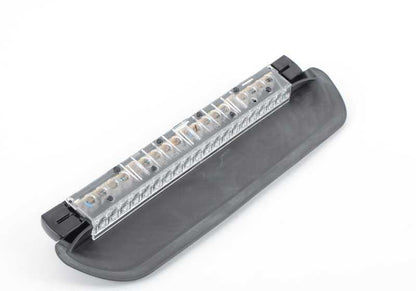 Luz de freno tercera OEM 63257145660 para BMW E60 (todos los modelos 520Li, 520d con motor N46T, M47S) 2005-2010. Original BMW.