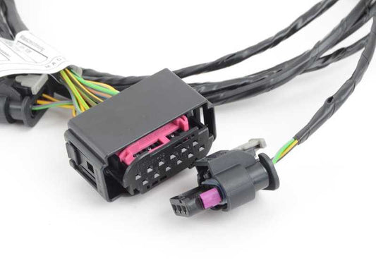 Cableado sensores aparcamiento delanteros OEM 61129136612 para BMW X6 E71 {xDrive30d, xDrive35d, xDrive35i, xDrive50i}. Compatible con modelos 2008-2014. Repuesto original BMW.