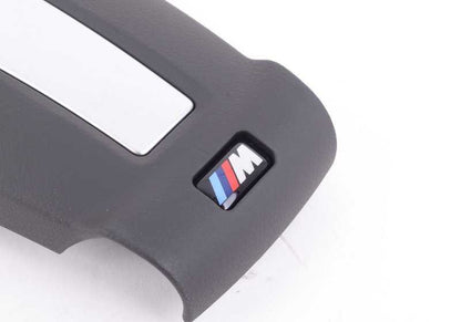 Voleter Embellient M OEM 32307846032 pour BMW F20, F21, F22, F23, F30, F31, F34, F32, F33, F36, F07, F10, F11, F06, F12, F13, F45, F46, F48, F49, F39. BMW d'origine.