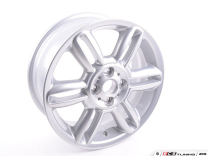 Jante de liga leve 6.5Jx16 ET48 prata OEM 36116791940 para MINI R56, R56 LCI, Clubman R55, R55 LCI, Cabrio R57, R57 LCI, Coupé R58, Roadster R59. MINI originais.