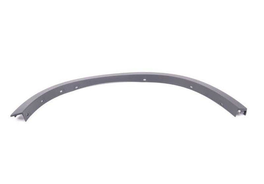 Aletín de paso de rueda trasero derecho OEM 51777332340 para BMW F48. Original BMW.