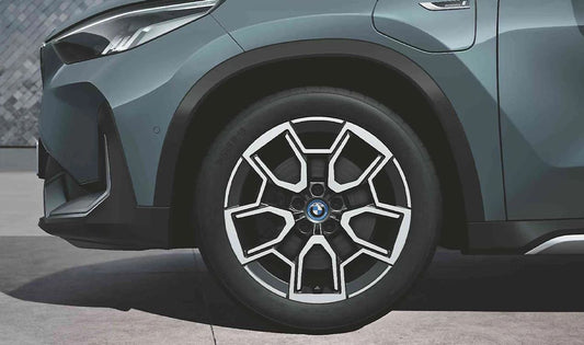 Alloy tire V-spoke 867 Design 19 "OEM 36116898041 for BMW X1 (U11, U12) and BMW X2 (U10). Bicolor Midnight gray color. Original BMW.