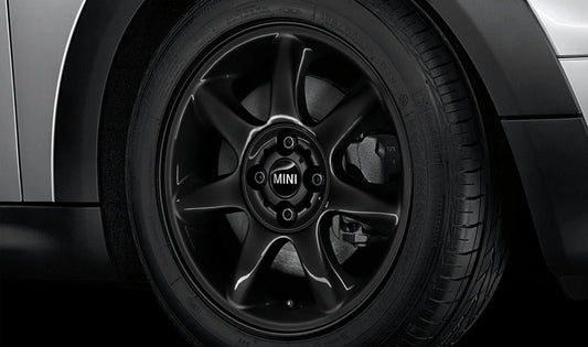 Cerchio in lega 16" Bridge Spoke 94 Jet Black 6.5Jx16 ET48 OEM 36116787238 per MINI R50, R53, R56, R55 Clubman, R52 Cabrio, R57 Cabrio, R58 Coupé, R59 Roadster... e altro ancora. Originale MINI.