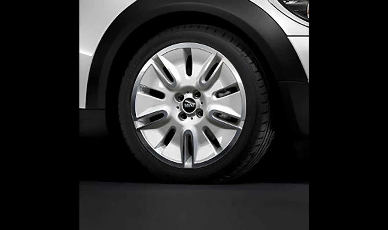 Jante de liga leve 7Jx17 ET48 prata OEM 36116789797 para MINI R56, R56 LCI, Clubman R55, R55 LCI, Cabrio R57, R57 LCI, Coupé R58, Roadster R59. MINI originais.