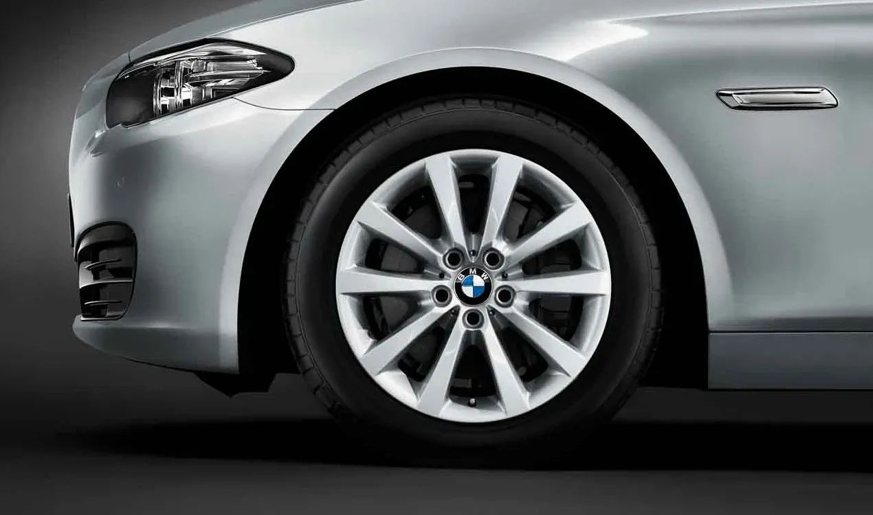 V-Speiche 328 Aluminum Wheel for BMW F10, F11, F06, F12, F13 (OEM 36116790173). Genuine BMW.