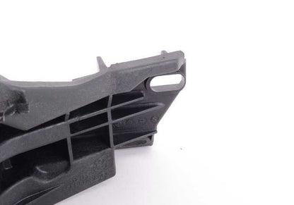 Soporte consola central OEM 51168132485 para BMW Serie 3 E36. Compatible con diferentes versiones de reposabrazos delantero. Original BMW.