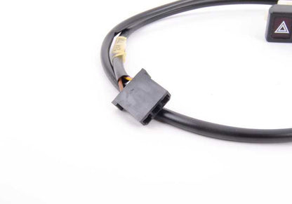 Interruptor de luces de emergencia OEM 61311244708 para BMW E21, E23, E24, E28, E30. Recambio original BMW.