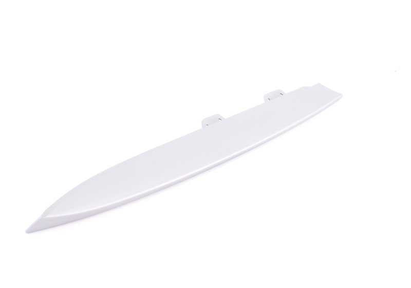 Embellecedor lateral izquierdo OEM 51117172369 para BMW F07 (Serie 5 GT). Pieza original BMW.
