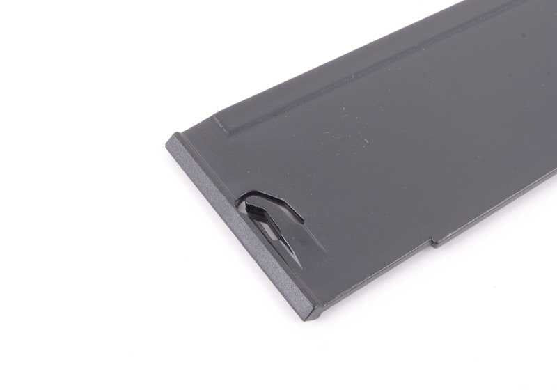 Separador de maletero OEM 51478208731 para BMW E39. Original BMW.