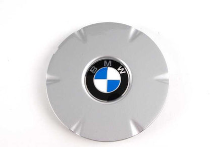 Hub cover for BMW 3 Series E36, 5 Series E34, E39 (OEM 36131182766). Genuine BMW