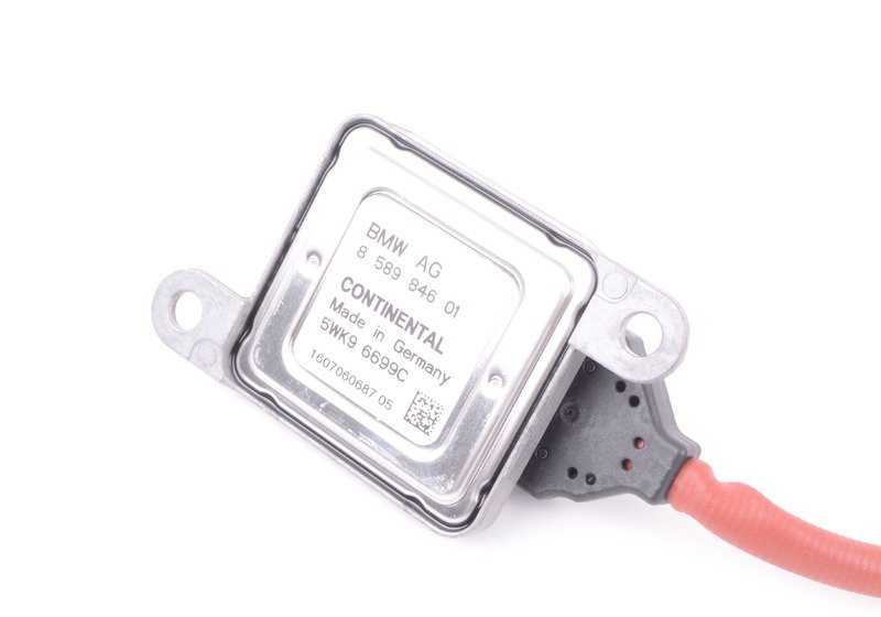 Sensor NOX OEM 13628589846 para BMW F20, F21, F22, F23, E90, F30, F31, F07, F10, F11, F02, F25, E70, F15, E71, F16. Original BMW.