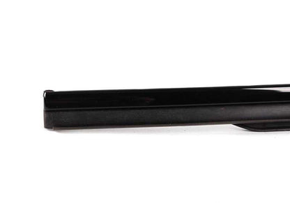 Right Encotvery Board 51367891912 pour la série BMW 3 E46. BMW d'origine.