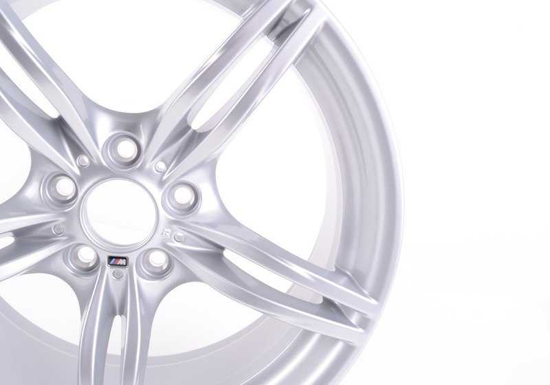 Original alloy wheels BMW M double radio 326 8x19 ET29 OEM 36117842135 for BMW Z4 E89. Genuine spare BMW.