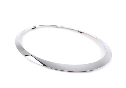 Anillo embellecedor faro izquierdo OEM 51137300631 para MINI F56, F55, Cabrio F57... y más. Original MINI.