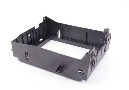 Supporto del radiatore dell'olio OEM 17217589520 per BMW E70 (X5), E71 (X6). BMW originale.