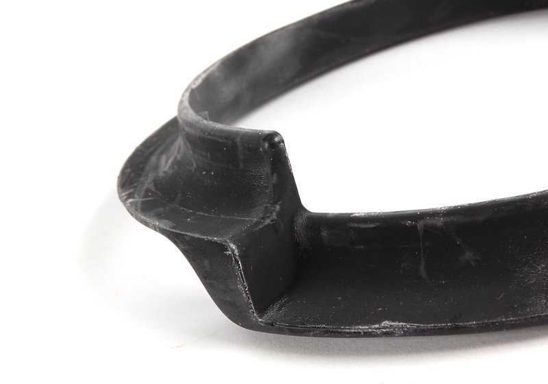 Upper bearing for BMW 3 Series E46, 5 Series E39, E60, E61, 6 Series E63, E64 (OEM 31331091867). Original BMW