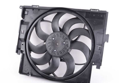 Ventilador con marco del radiador OEM 17428641964 para BMW F20, F21, F22, F23, F30, F31, F32, F33, F34, F36. Original BMW.