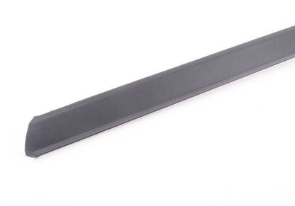 Moldura lateral puerta trasera izquierda OEM 51138208395 para BMW E38 728i, 730i, 730d, 725tds. Original BMW.